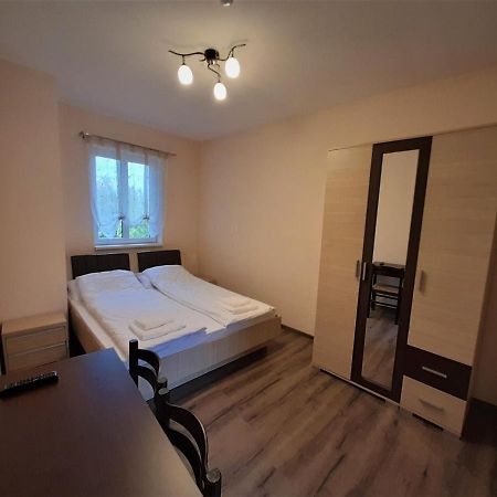 Barsony Vendeglo Es Panzio Bed & Breakfast Szecseny Luaran gambar