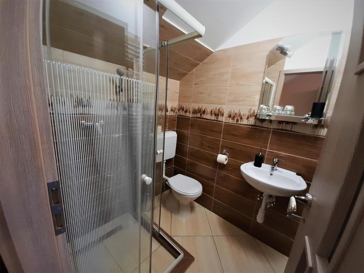 Barsony Vendeglo Es Panzio Bed & Breakfast Szecseny Luaran gambar